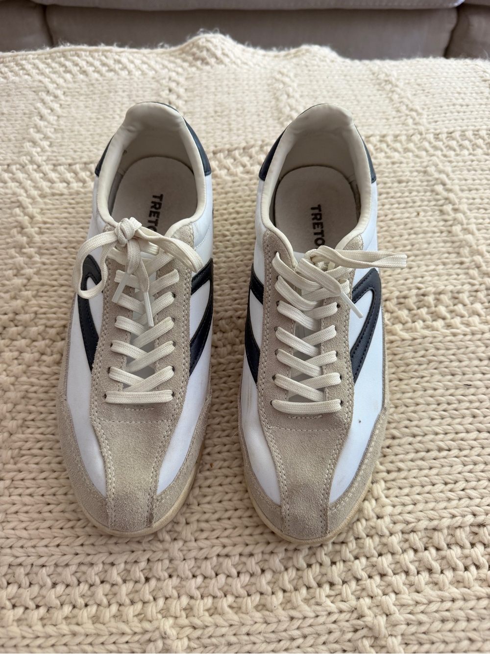 Tretorn White and Navy Retro Low-Top Sneakers - Picture 2 of 3